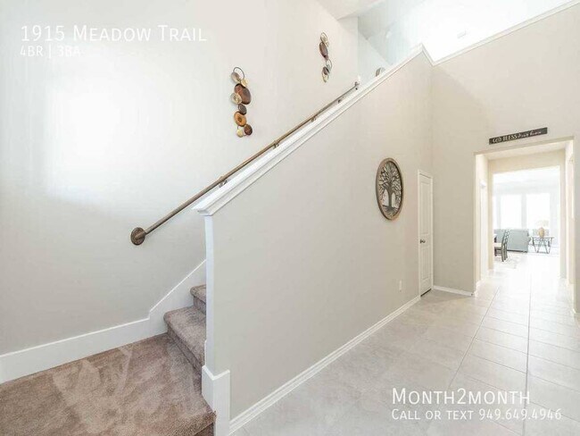 Building Photo - Meadow Trail Manor