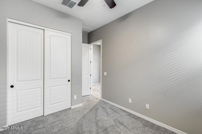 Building Photo - 2661 S Olympic Dr