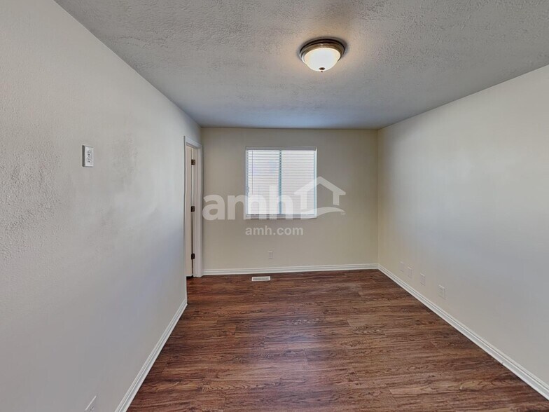 Building Photo - 8384 S Etude Dr