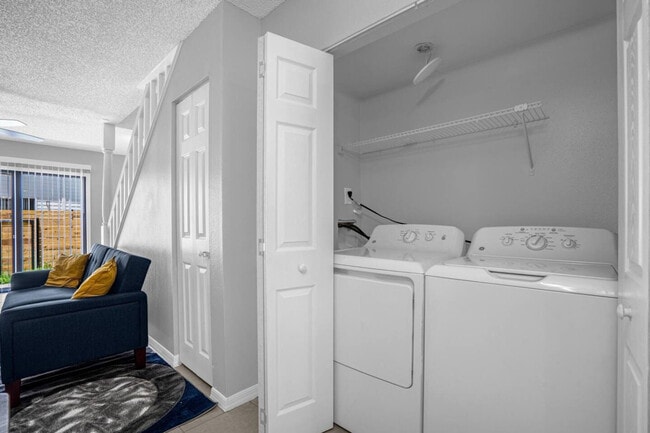 Building Photo - 13921 Heritage Club Dr