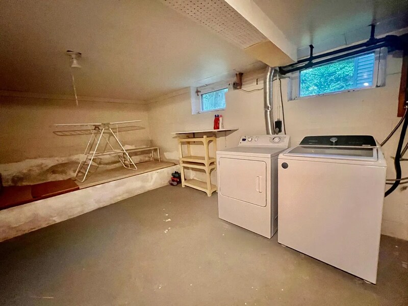 Building Photo - 130 Harrison Ave