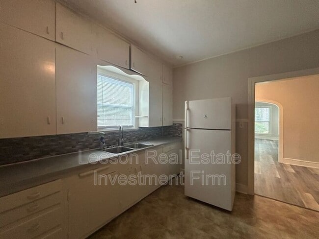 Building Photo - 3802 Baltimore Ave