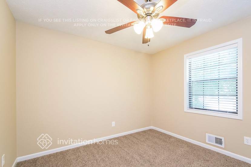 Building Photo - 2732 Shetland Ln NW