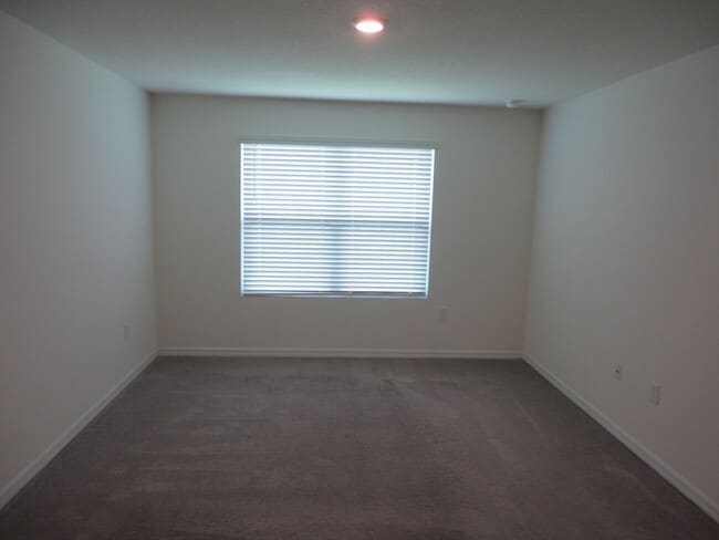 Building Photo - 19062 NW 165th Ln