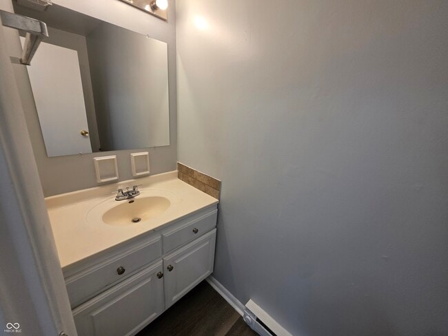 Building Photo - 3829 Biscayne Rd