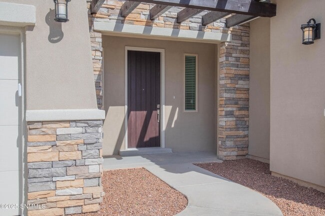 Building Photo - 3883 Heartland Lp