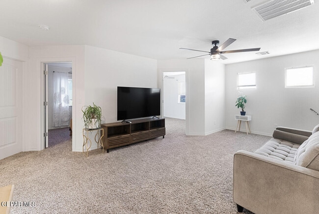 Building Photo - 4532 McBee Ct
