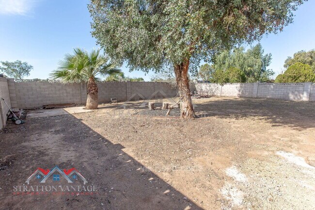 Building Photo - 1314 S 78th St