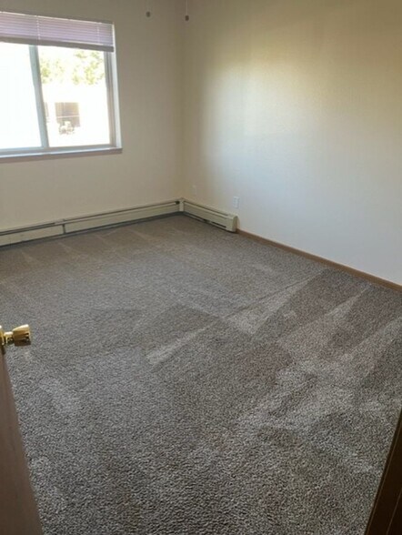 Interior Photo - Lincoln Pointe