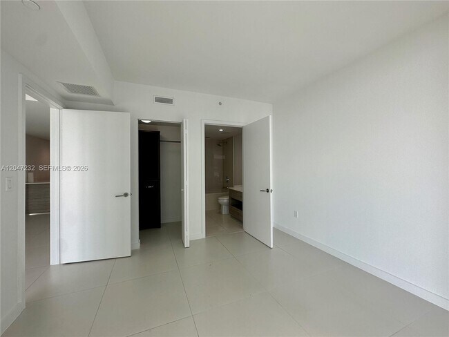 Building Photo - 1300 S Miami Ave