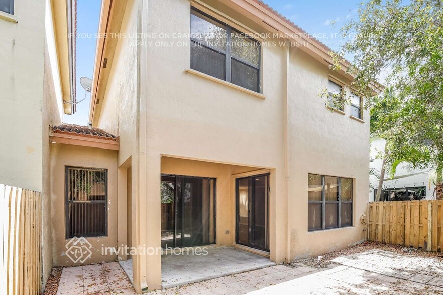 Building Photo - 8943 SW 228th Ln