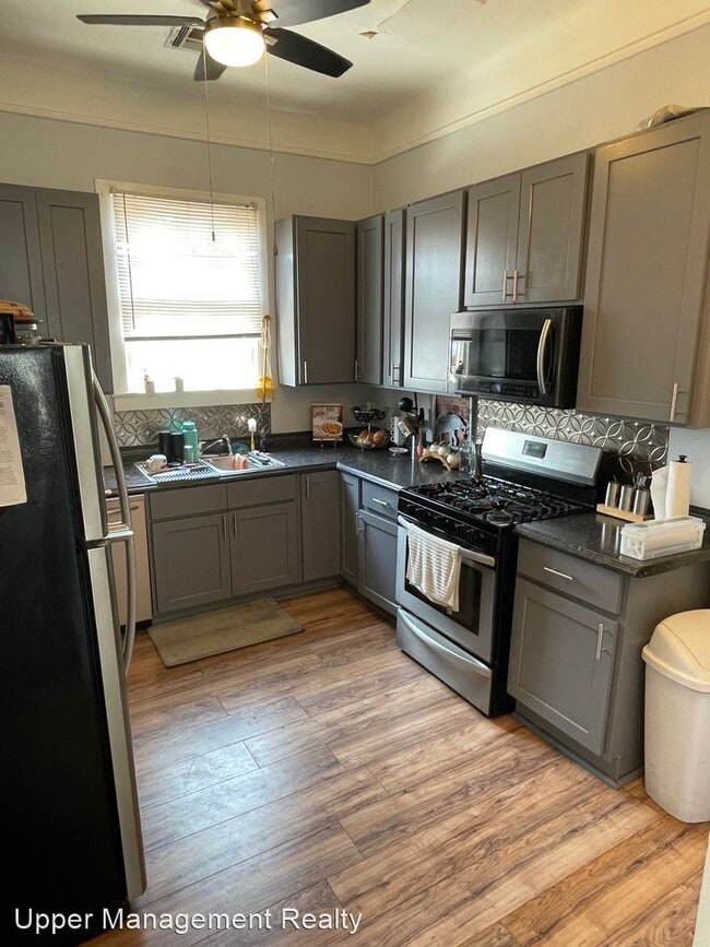 Building Photo - 3 br, 2 bath  - 7716 Maple 7718 Maple St