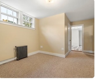 Unit B: Living Room - 35 Lincoln Ave