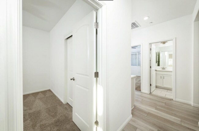 Building Photo - 14317 Pemberley Passage Ave