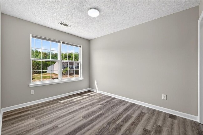 Building Photo - 1065 Maple Valley Ct