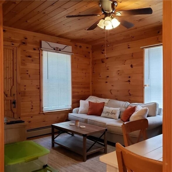 Building Photo - 120 Mill St