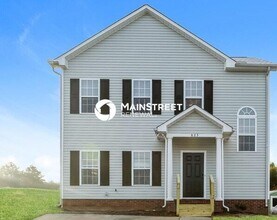 Building Photo - 3 Bedroom Pet-Friendly Home in Concord, NC with Main Street Renewal