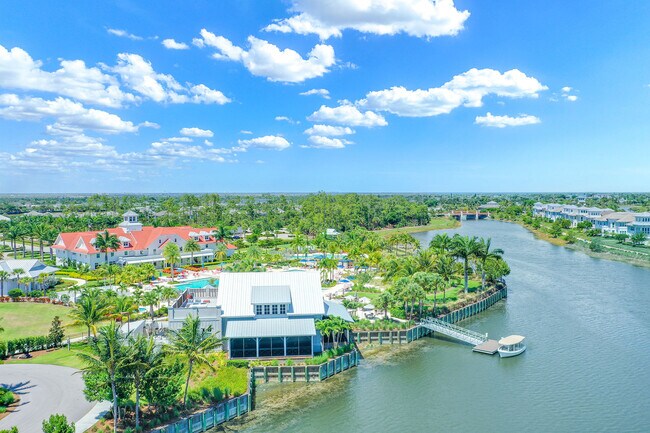 Building Photo - 7018 Saona CT