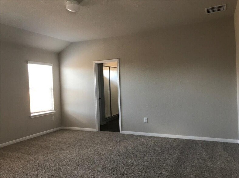 Building Photo - 108 Cranbrook Ln