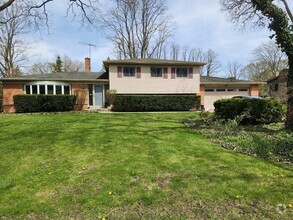 Building Photo - 2243 Elm Ridge Dr
