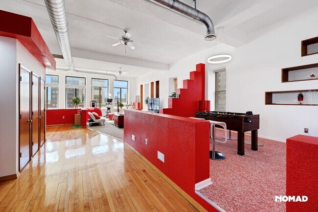 Building Photo - 335 N Superior St