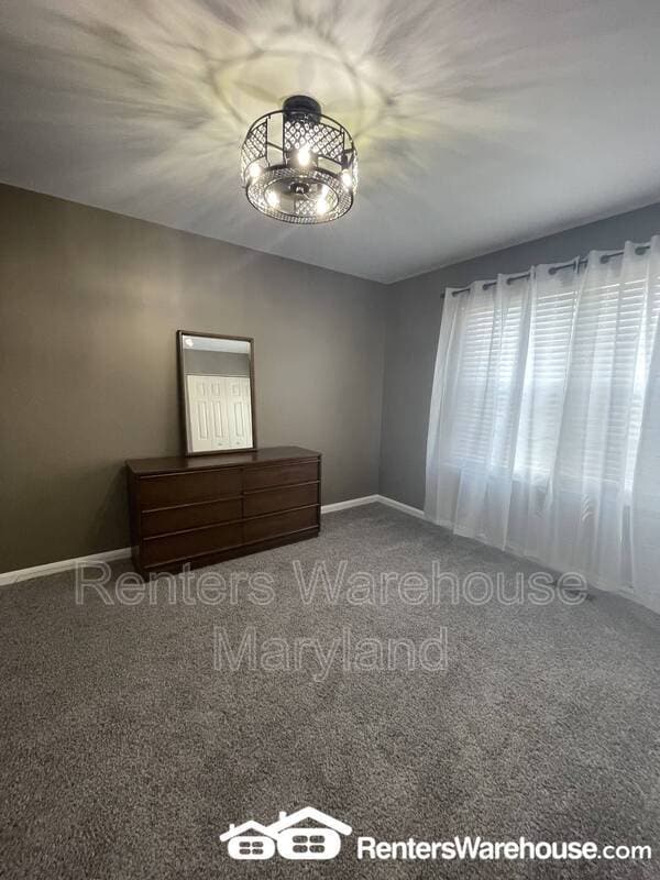 Building Photo - 9 Snug Lagoon Ct