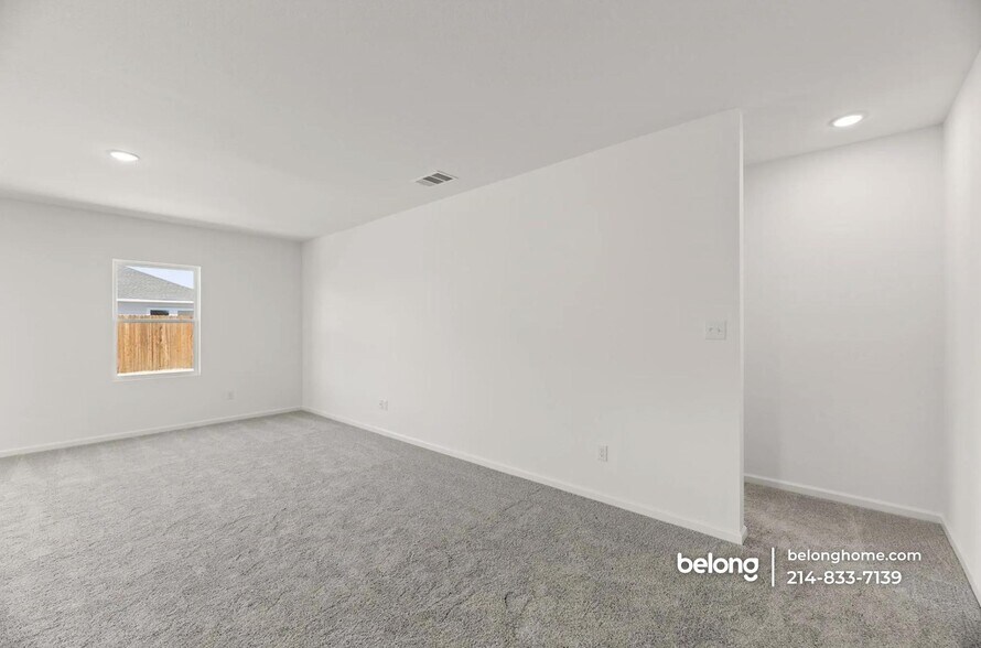 Building Photo - 10308 Holy Cross Ln