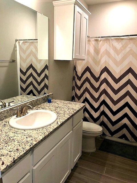 second bathroom - 1433 Meridian Dr