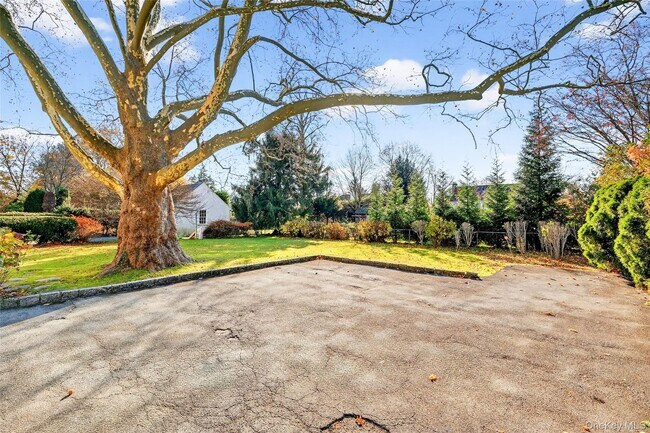 Building Photo - 5 Seymour Pl