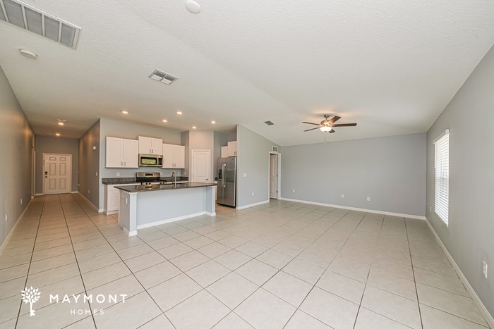 Building Photo - 4014 84th Ct E
