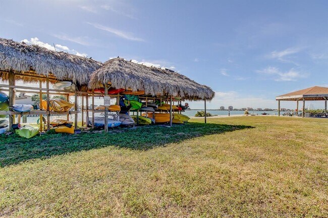 Building Photo - 5200 Brittany Dr S