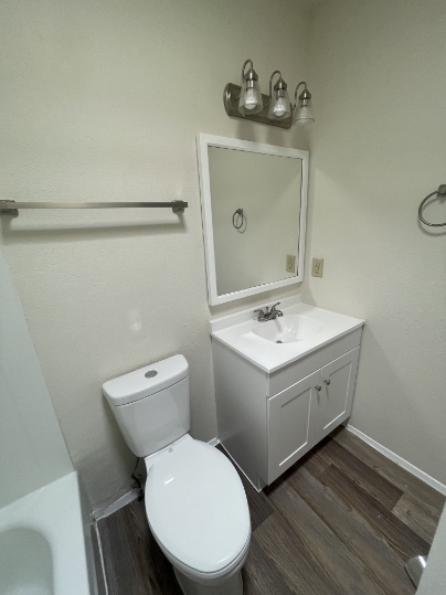Building Photo - 10828 Cardigan Dr