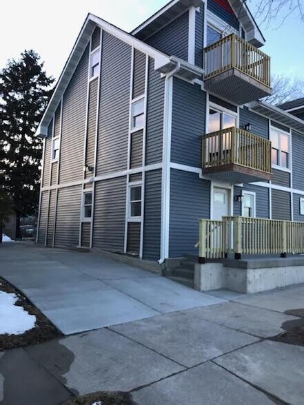 Primary Photo - 1312 Michigan Blvd