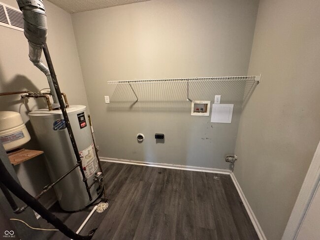 Building Photo - 7021 Gimbel Ct