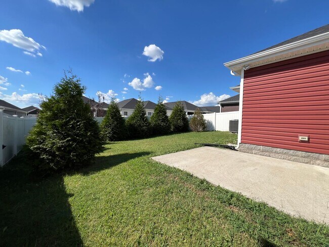 Building Photo - Single-Family Home in Hopkinsville with Fe...