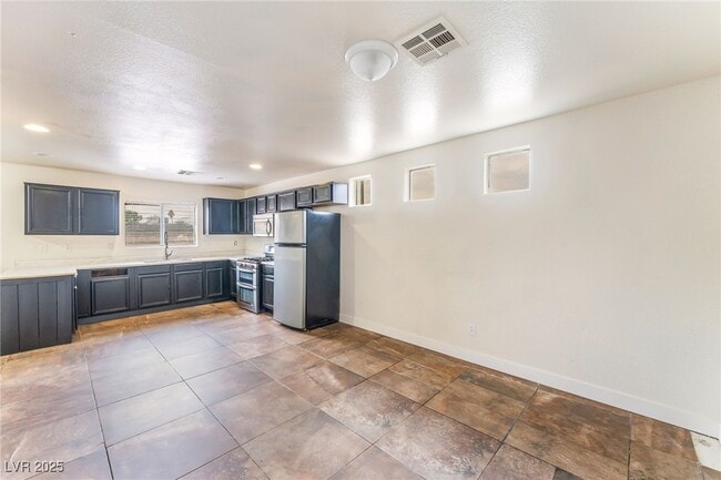 Building Photo - 4706 Pinon Pointe Rd