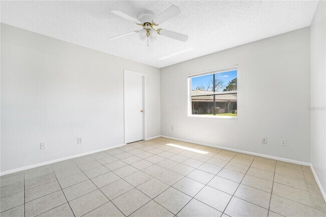 Building Photo - 39 Las Brisas Way