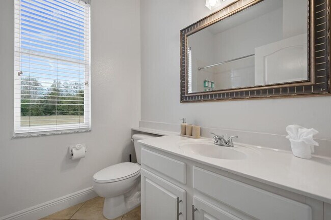 Building Photo - 511 Prestwick Dr