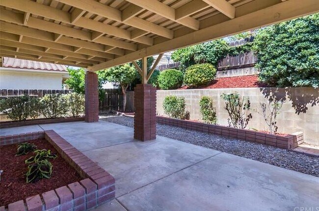 Building Photo - 28138 Bavaria Dr