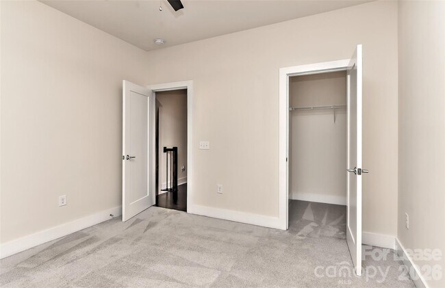 Building Photo - 13047 Tinton Ave