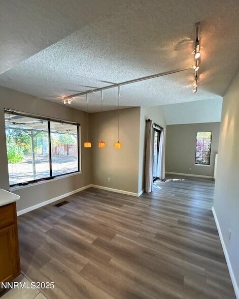 Building Photo - 5721 Royal Vista Way