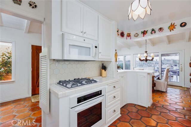 Building Photo - 52 Balboa Coves