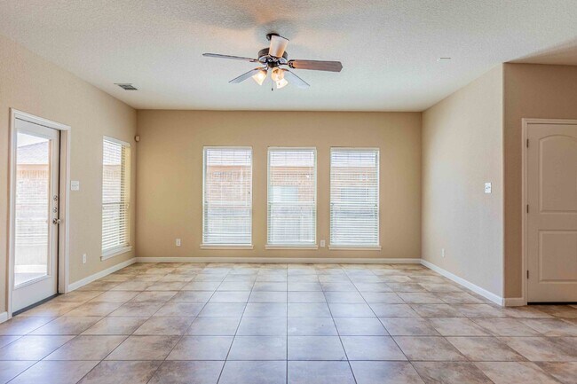 Building Photo - 8730 Poppy Hills