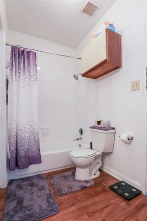 Building Photo - 912 W 22nd St