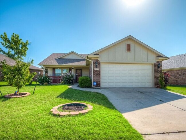 Primary Photo - 2741 Lerkim Ln
