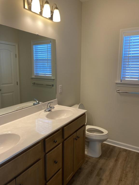 Building Photo - 208 Lakota Lp