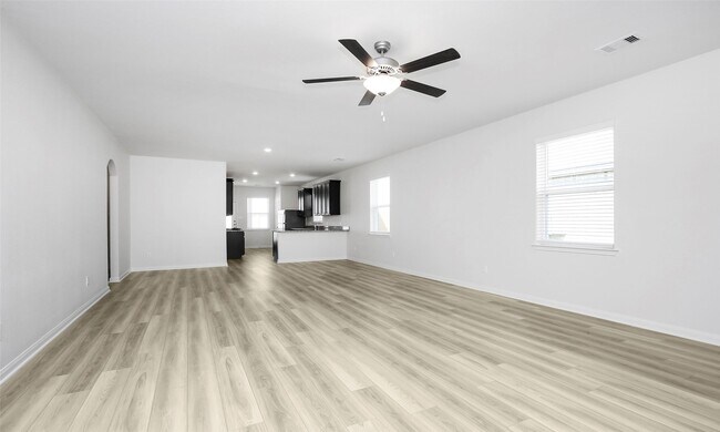 Building Photo - 440 Lone Rider Dr
