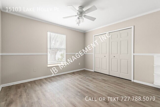 Building Photo - 15103 Lake Holly Pl