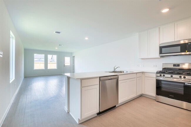 Building Photo - 21526 Willow River Canyon Ln