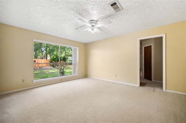 Building Photo - 1834 Clover Spring Dr